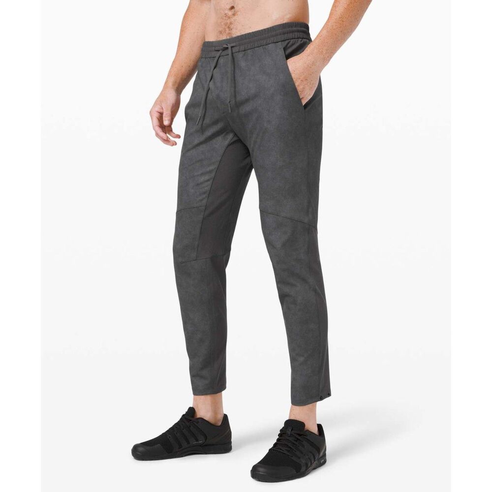 Lululemon License To Train Pant Graphite Grey Jogger Gym Athletic Men sz Small